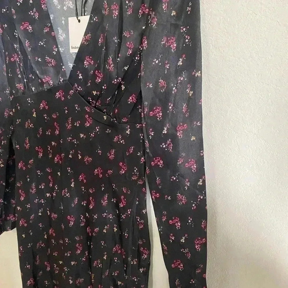 Finders Keepers Zadie Black Daisy Floral Long Sleeve Deep V Neck Sample Dress 4 - Picture 7 of 11